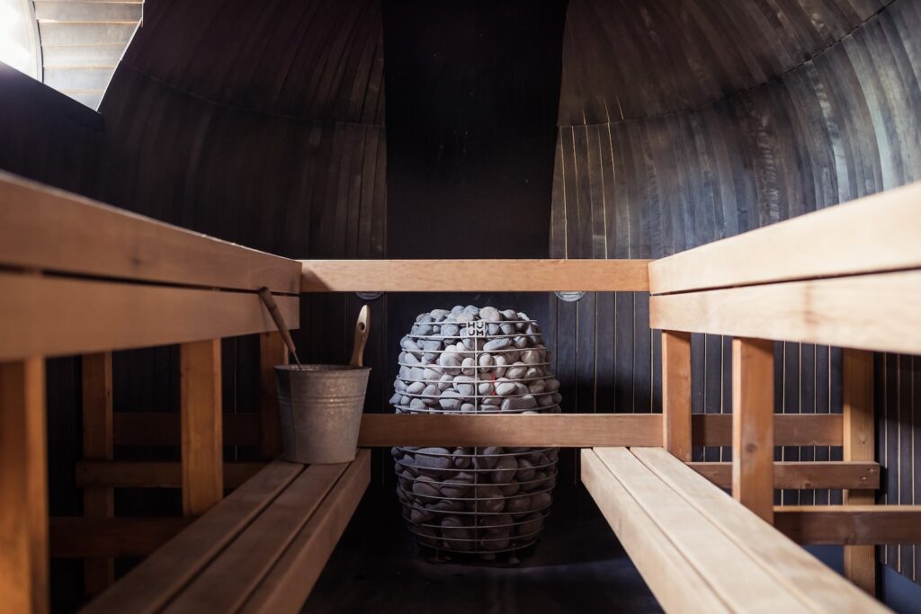 Infrared Saunas and Traditional Saunas